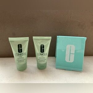 Clinique 7-Day Scrub Twin Tubes + Mint Green Compact Mirror